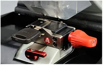 Baldwin Locksmith Service Baldwin, NY 516-247-6195 - automotive-keys-cut