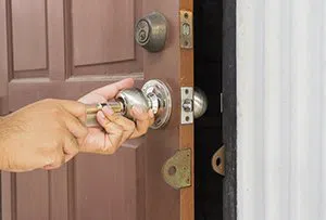 Baldwin Locksmith Service Baldwin, NY 516-247-6195 - emergency-locksmith-opening
